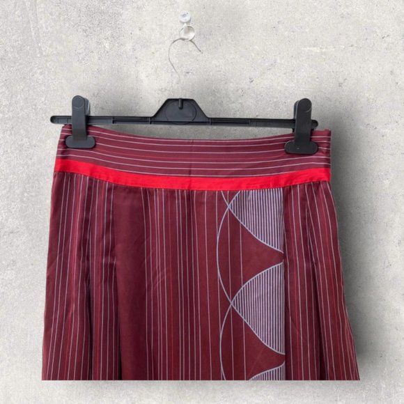 Ted Baker Satin Silk Skirt, Size 12 - Picture 2 of 3